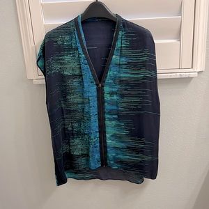Elie Tahari Blouse. Size Small